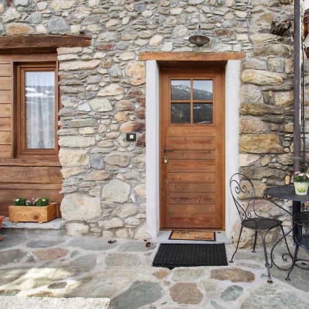 Mini House Valle D'Aosta Roisan Екстер'єр фото