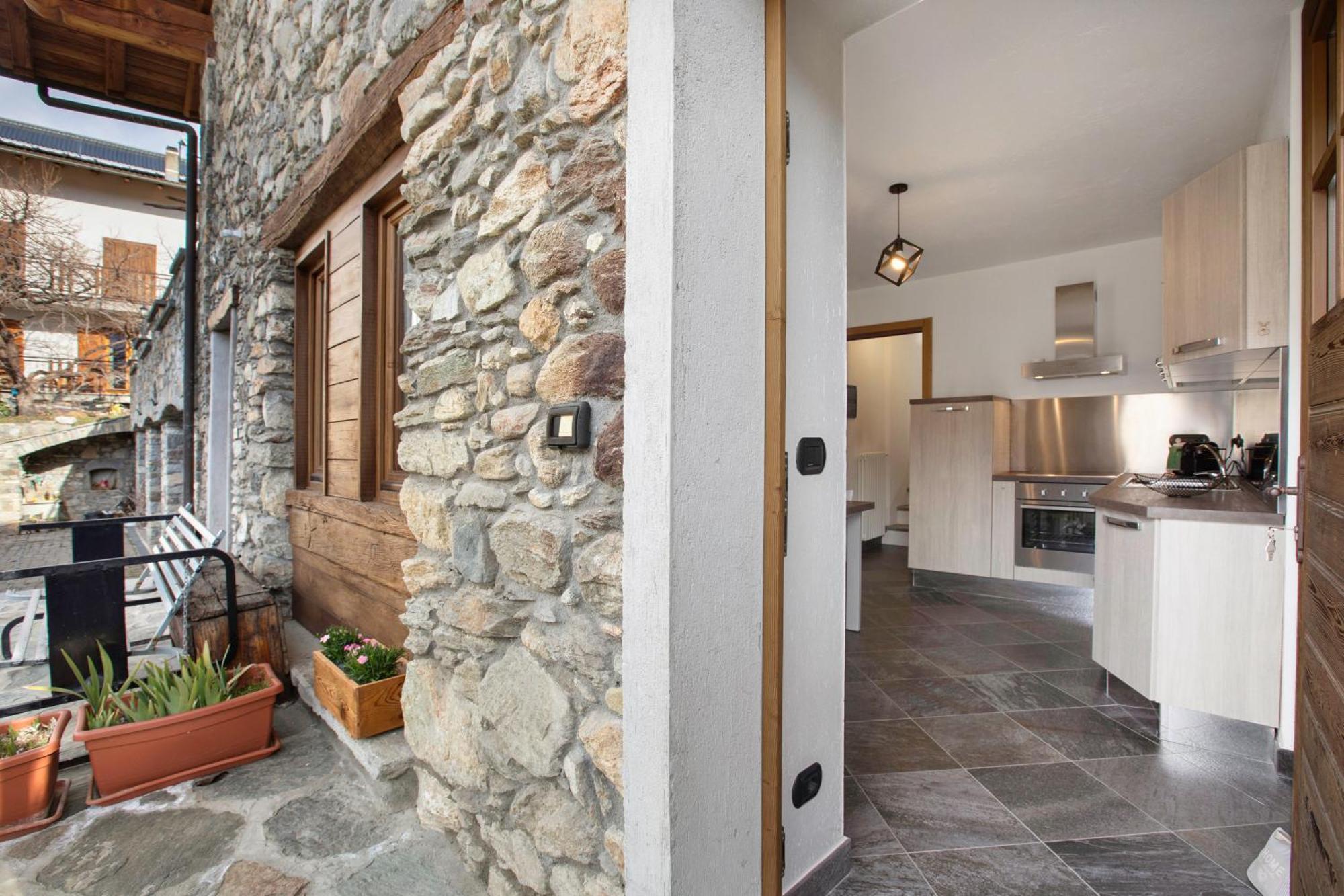 Mini House Valle D'Aosta Roisan Екстер'єр фото
