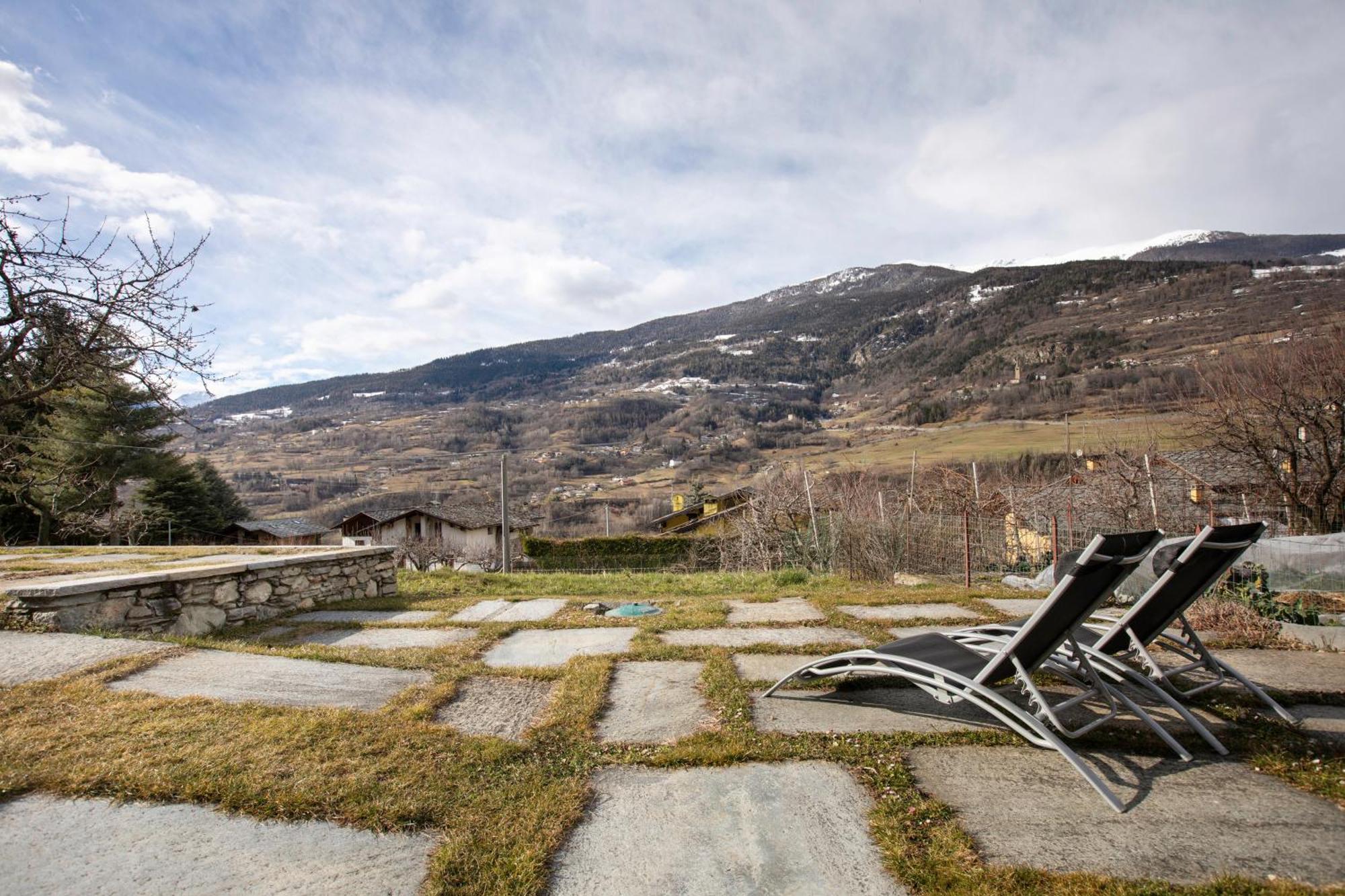 Mini House Valle D'Aosta Roisan Екстер'єр фото