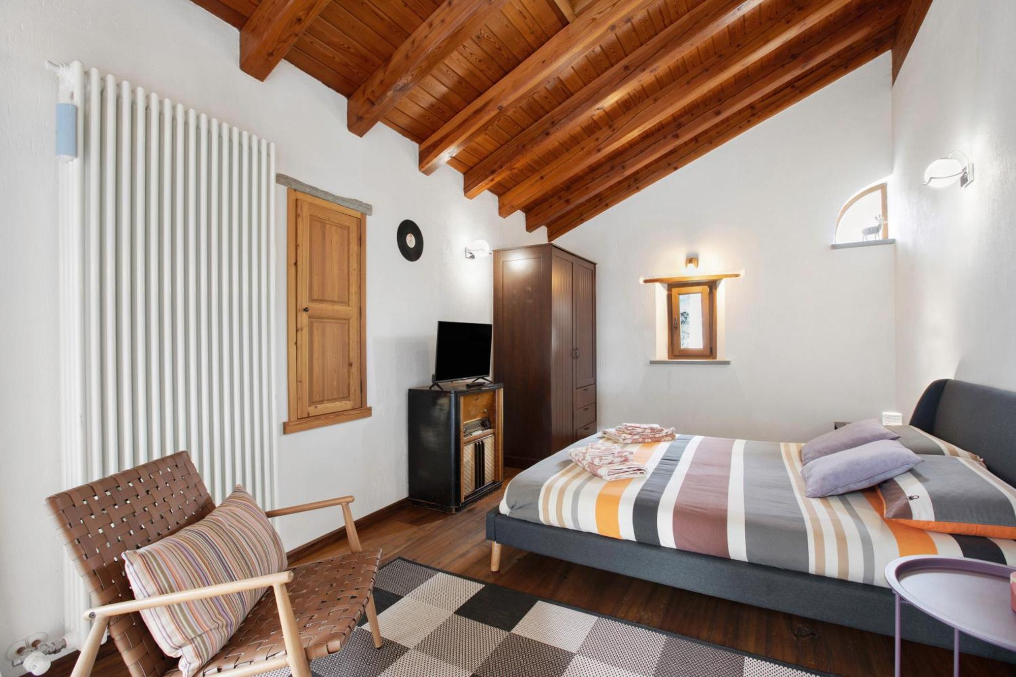 Mini House Valle D'Aosta Roisan Екстер'єр фото